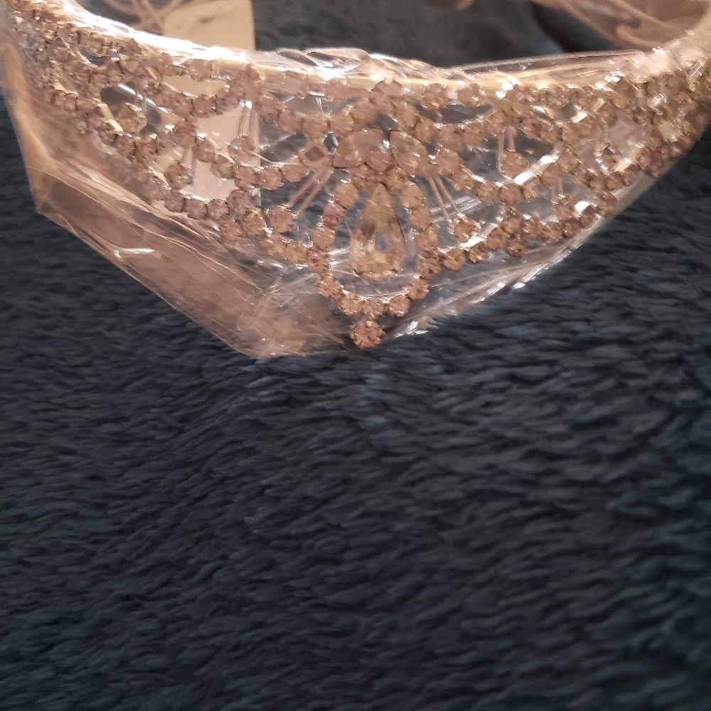 Communion Veil - Picture 4 of 5